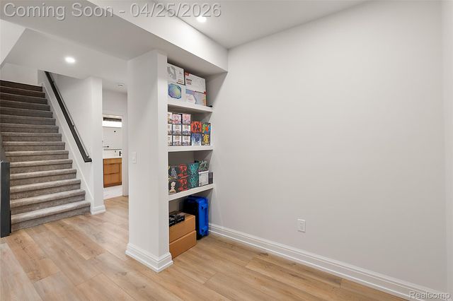 7487 Gramercy Circle, West Bloomfield Charter Township, MI 48322