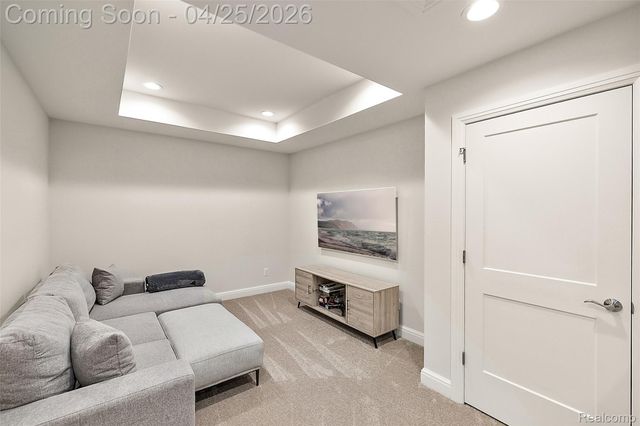 7487 Gramercy Circle, West Bloomfield Charter Township, MI 48322