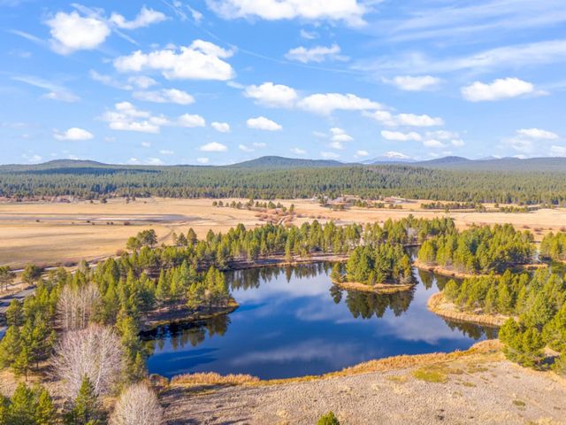 17714 Lake Aspen Court 9, Sunriver, OR 97707