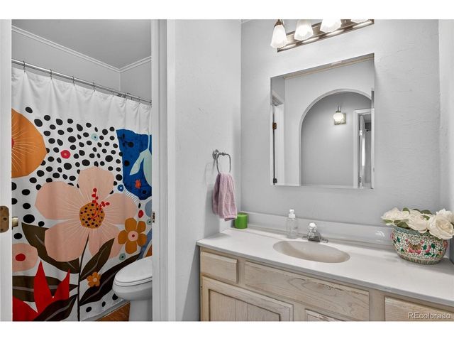 2861 S Sheridan Blvd, Denver, CO 80227