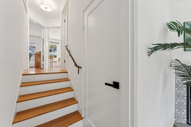 3945 Canon Ave, Oakland, CA 94602