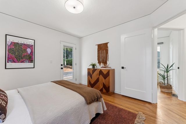 3945 Canon Ave, Oakland, CA 94602