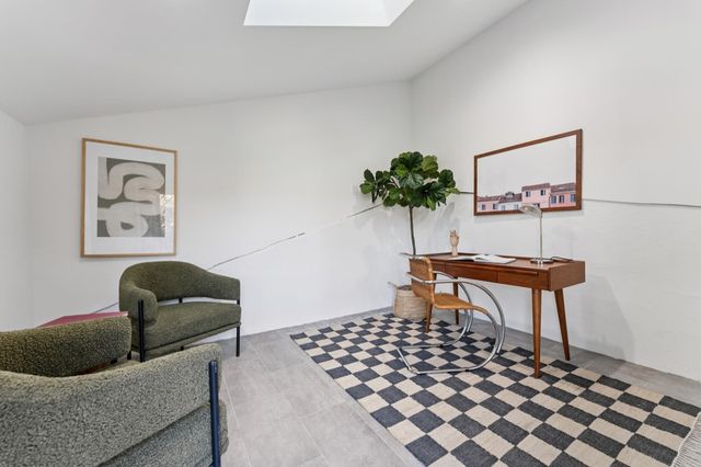 3945 Canon Ave, Oakland, CA 94602