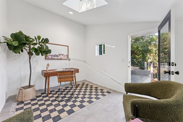 3945 Canon Ave, Oakland, CA 94602