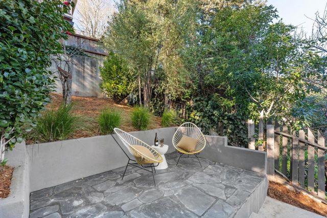 3945 Canon Ave, Oakland, CA 94602