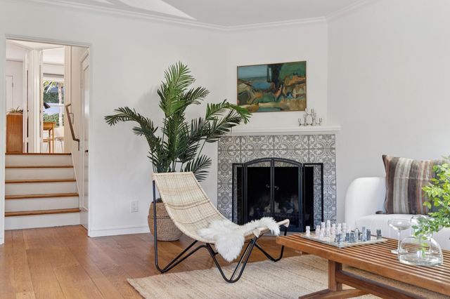 3945 Canon Ave, Oakland, CA 94602