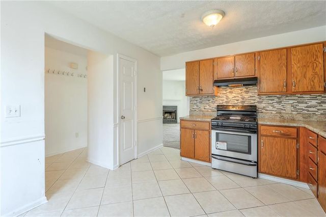 502 Harbor Lake Court, Marietta, GA 30066