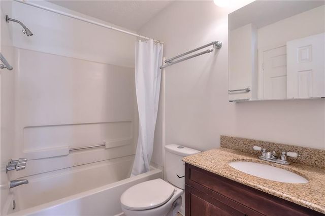 502 Harbor Lake Court, Marietta, GA 30066