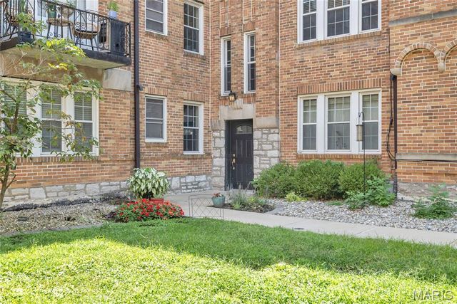7532 Cromwell Drive 2N, Clayton, MO 63105