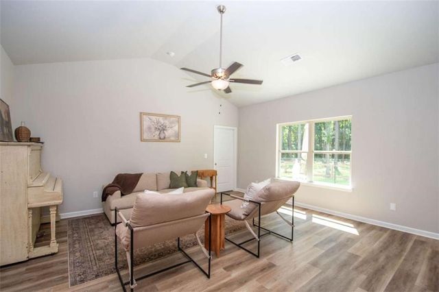 4079 Primrose Road, Grantville, GA 30220