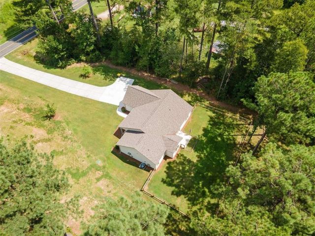 4079 Primrose Road, Grantville, GA 30220