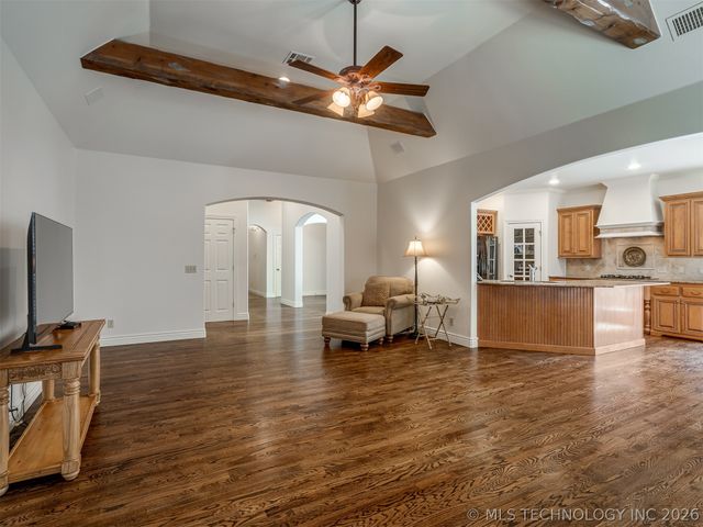 10136 S 77th East Place, Tulsa, OK 74133