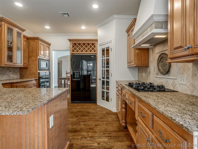 10136 S 77th East Place, Tulsa, OK 74133