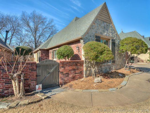 10136 S 77th East Place, Tulsa, OK 74133