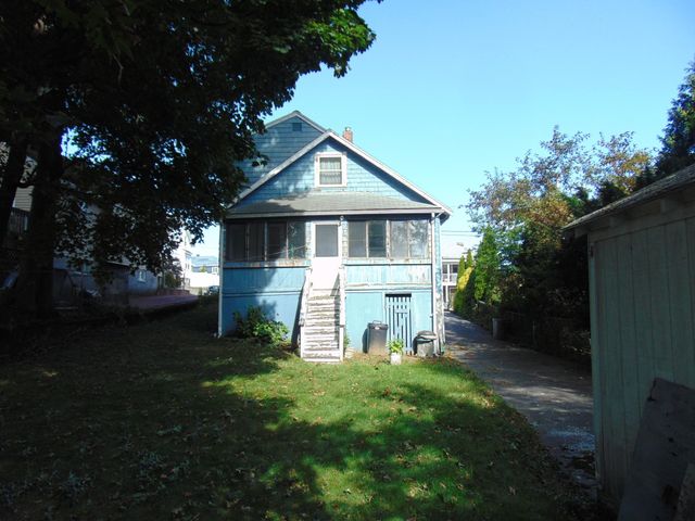 152 Holbrook Rd, Quincy, MA 02171