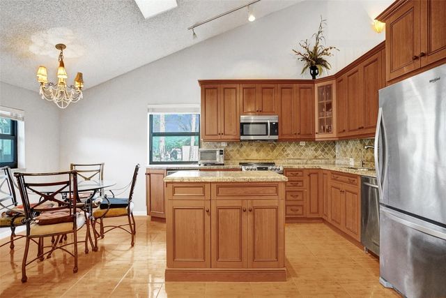 7680 NW 79th Avenue P 1, Tamarac, FL 33321