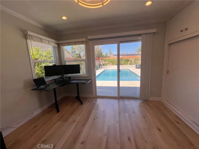 20933 Hemmingway Street, Canoga Park, CA 91304