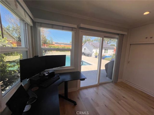 20933 Hemmingway Street, Canoga Park, CA 91304