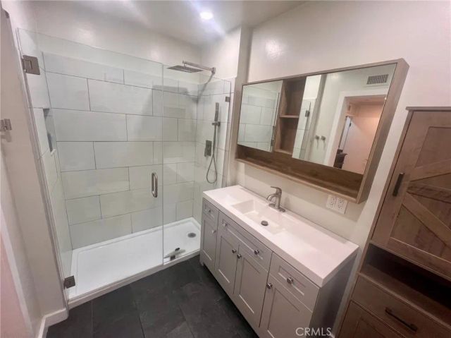 20933 Hemmingway Street, Canoga Park, CA 91304