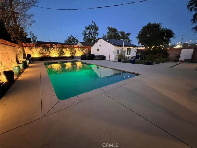 20933 Hemmingway Street, Canoga Park, CA 91304