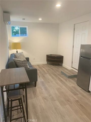 20933 Hemmingway Street, Canoga Park, CA 91304