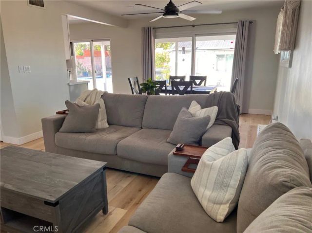 20933 Hemmingway Street, Canoga Park, CA 91304