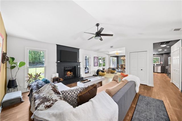 3120 Maple Lane, Alpharetta, GA 30009