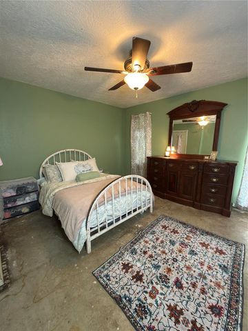1515 Lindale Circle, Norman, OK 73069