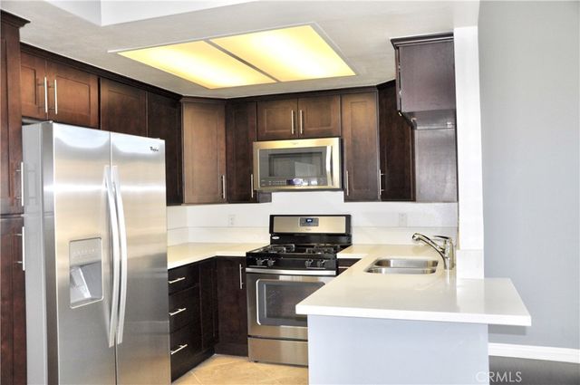 61 Alicante Aisle 65, Irvine, CA 92614