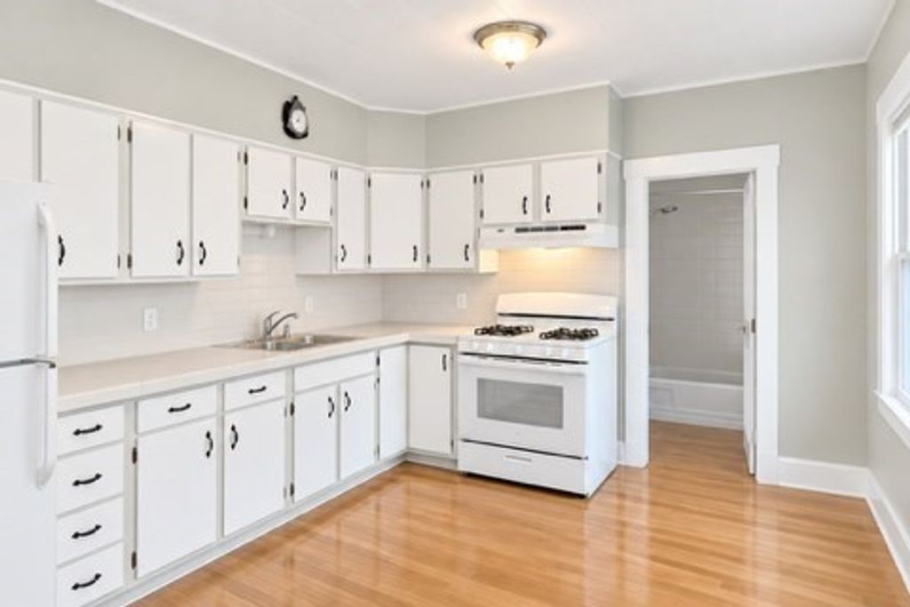 17 Sumner Avenue A, Wakefield, MA 01880