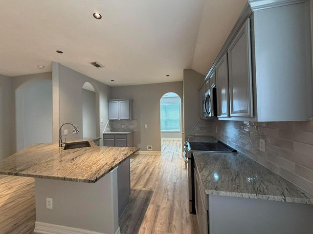 19438 Nasworthy Drive, Tomball, TX 77375