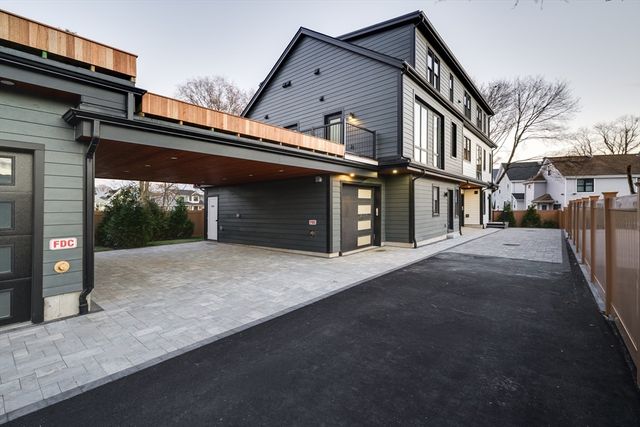 290 Watertown St C, Newton, MA 02458