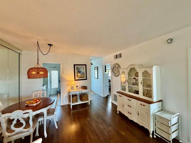 2551 W Golf Boulevard 204, Pompano Beach, FL 33064