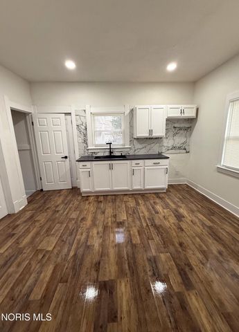 1016 Homer Avenue, Toledo, OH 43608