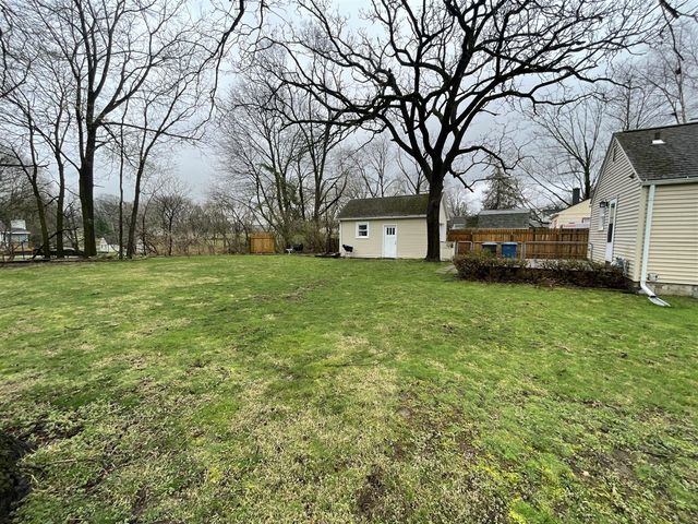 3817 S Rose Street, Kalamazoo, MI 49001