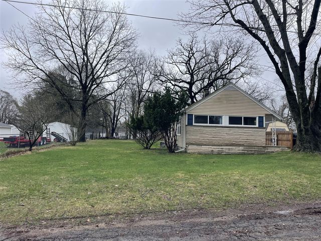 3817 S Rose Street, Kalamazoo, MI 49001