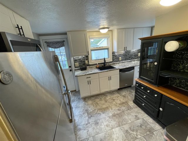 3817 S Rose Street, Kalamazoo, MI 49001