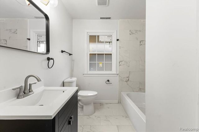 4801 Sturtevant Street, Detroit, MI 48204