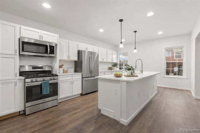 4801 Sturtevant Street, Detroit, MI 48204