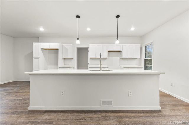 4801 Sturtevant Street, Detroit, MI 48204