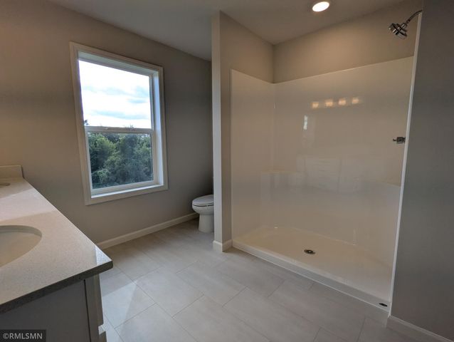 1720 Meadows Drive NE, East Bethel, MN 55011