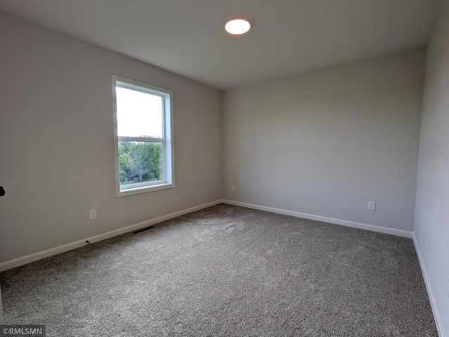 1720 Meadows Drive NE, East Bethel, MN 55011
