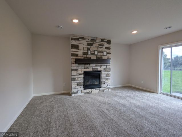 1720 Meadows Drive NE, East Bethel, MN 55011