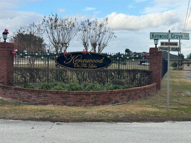 2060 KENNWOOD GROVE LANE, Auburndale, FL 33823