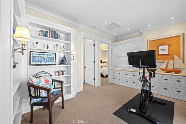 33 Palermo Walk, Long Beach, CA 90803