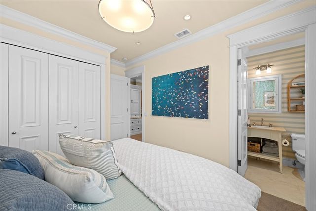 33 Palermo Walk, Long Beach, CA 90803