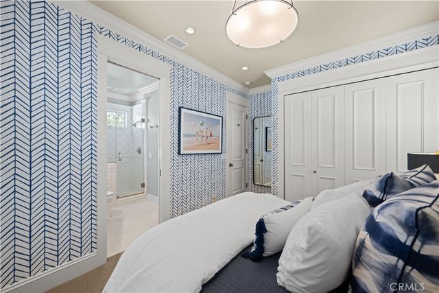 33 Palermo Walk, Long Beach, CA 90803