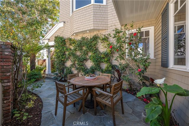 33 Palermo Walk, Long Beach, CA 90803