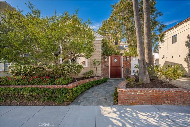 33 Palermo Walk, Long Beach, CA 90803