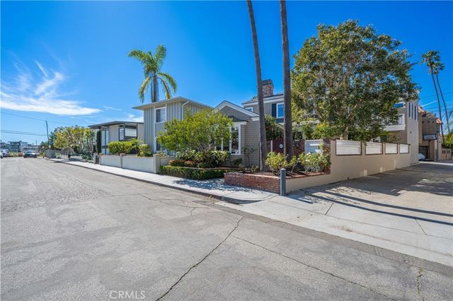 33 Palermo Walk, Long Beach, CA 90803